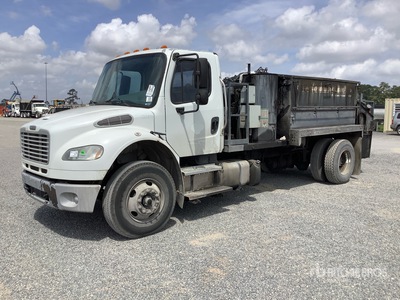 2016 Freightliner M2 106 4x2 Ciężarówka do dystrybucji asfaltu