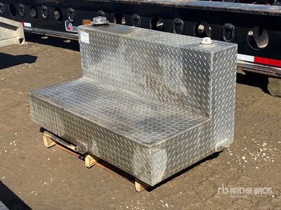 Thule 75 gal Aluminum Tidy Tank