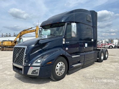 2022 Volvo VNL860 6x4 T/A Sleeper Truck Tractor