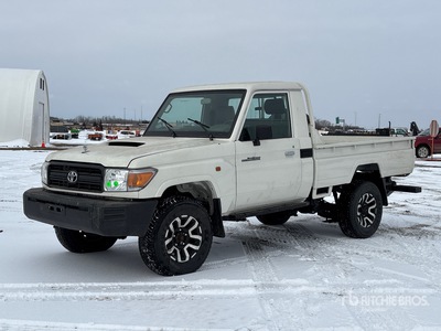 2004 Toyota Land Cruiser 70 Series 4x4 Pickup