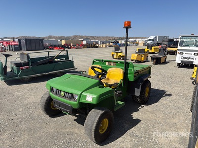 2018 John Deere Gator 4x2 Pojazd użytkowy