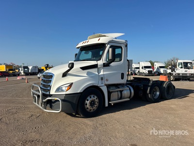 2020 Freightliner Cascadia 126 6x4 T/A Day Cab Truck Tractor