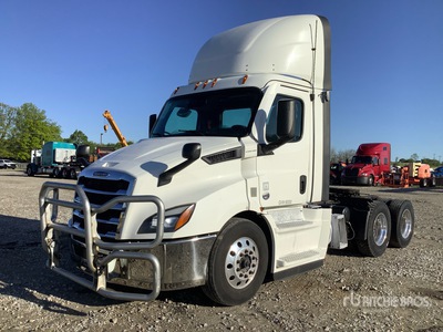 2021 Freightliner Cascadia 116 6x4 T/A Day Cab Truck Tractor