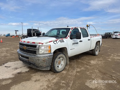 2014 Chevrolet Silverado 2500HD 4x4 Crew Cab Pickup