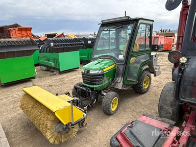 John Deere X739 Mower Tractor