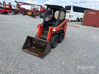 Thomas A404T83S Minicargadora (Inoperable)