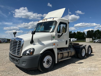 2019 Freightliner Cascadia 125 6x4 T/A Day Cab Truck Tractor