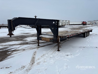 2015 Trailtech 36 ft Tri/A Gooseneck Remolque caja abierta