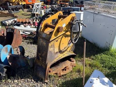 Slashbuster XL 480 42 in Excavator Brush Cutter