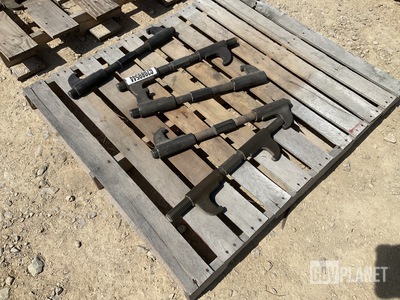 (5) Track Connecting Fixture Assemblies