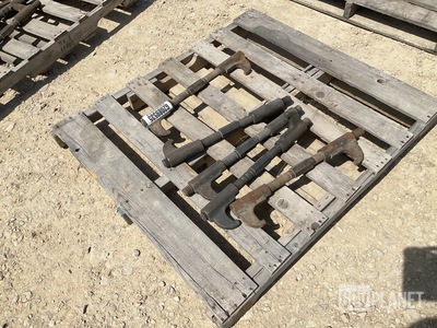 (5) Track Connecting Fixture Assemblies
