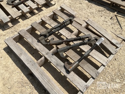 (5) Track Connecting Fixture Assemblies