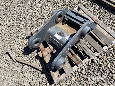 2018 Doosan Excavator Coupler - Fits Doosan DX180-DX235 (Unused)