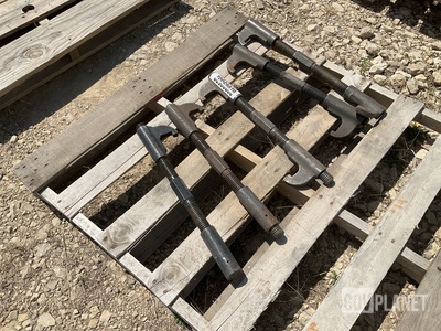 (5) Track Connecting Fixture Assemblies