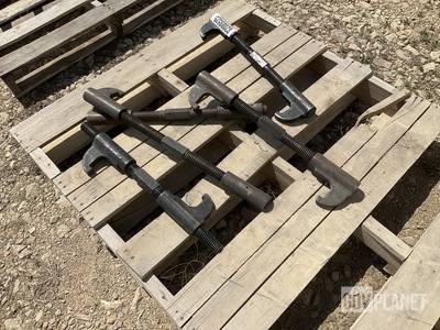 (5) Track Connecting Fixture Assemblies