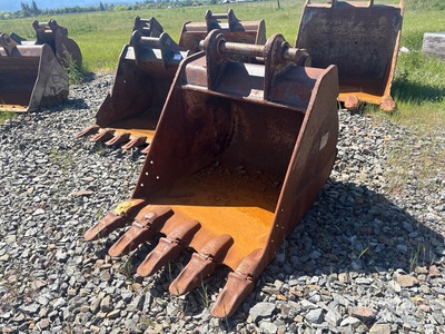 2012 Cat P70K 48 in Digging Excavator Bucket - Fits 300 Size