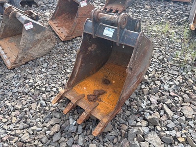 2022 Bobcat 24 in Digging Excavator Bucket