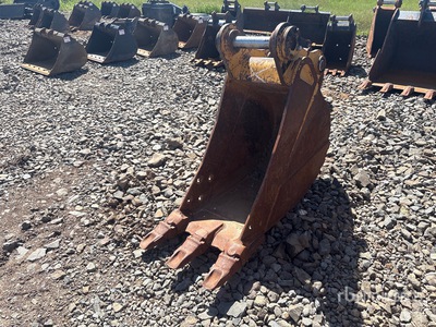 Cat 24 in Digging Excavator Bucket - Fits 316E