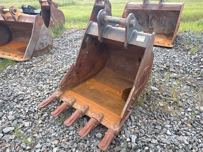 2023 Doosan 42 in Digging Excavator Bucket