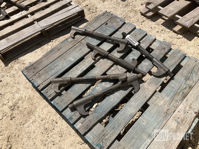 (5) Track Connecting Fixture Assemblies