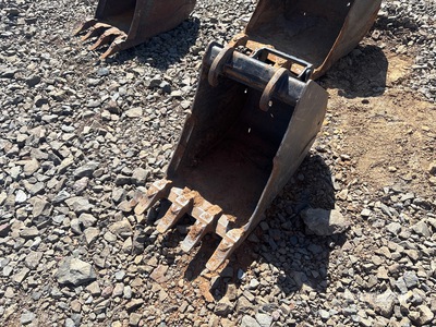 2024 Bobcat MX4 18 in Q/C Digging Excavator Bucket