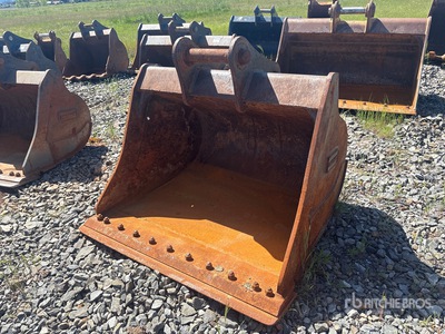 Doosan 60 in Cleanup Excavator Bucket