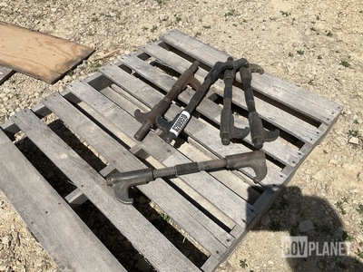 (5) Track Connecting Fixture Assemblies