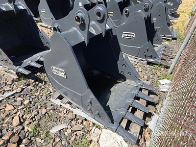 2022 Develon 36 in Digging Excavator Bucket - Fits DX140 (Unused)