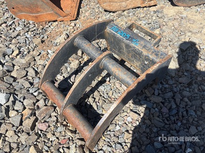 2023 Bobcat Excavator Grapple