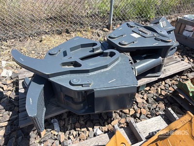 2022 Develon Excavator Grapple (Unused)