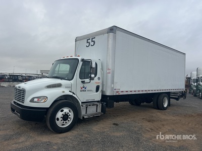 2016 Freightliner M2106 4x2 Camion fourgon