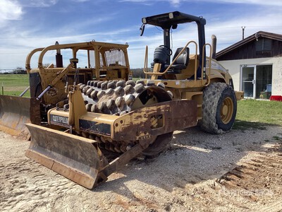 2005 Cat CP-563E Padfoot Drum Compactor