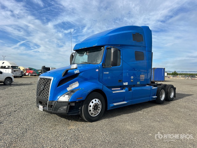 2020 Volvo VNL760 6x4 T/A Sleeper Truck Tractor