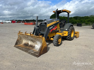 2020 John Deere 210LE 4x4 Cargadora para trabajos de jardinería