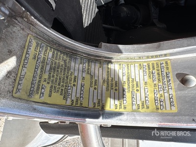 2016 Kenworth T400 6x4 Refrigerated Truck