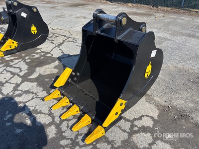 2025 Dynamic 36 in Q/C Digging Excavator Bucket (Unused)