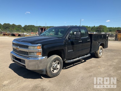 2015 Chevrolet 2500HD 4x2 Crew Cab Utility Truck