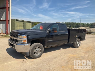 2015 Chevrolet Silverado 2500HD 4x2 Crew Cab Utility Truck