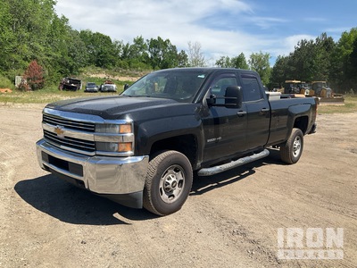 2015 Chevrolet Silverado 2500HD 4x2 Crew Cab Pickup
