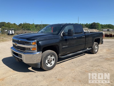 2015 Chevrolet 2500HD 4x2 Crew Cab Pickup