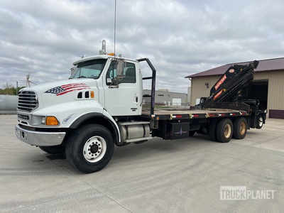2003 PM Series 34 18 ton Knuckle Boom on 2004 Sterling L9500 8x4 Boom Truck