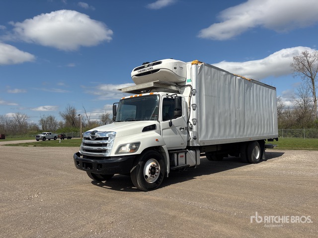 2018 Hino 338 4x2 Refrigerated Truck