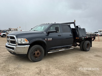 2014 Ram 3500 4x4 Crew Cab Flatbed Truck