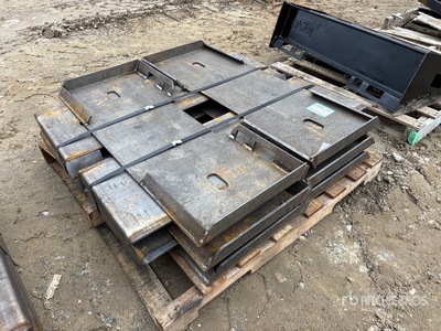 Quantity of (10) 2025 Kit Containers QT-F-BLANK Skid Steer Attachment Mounting Plate (Unused)