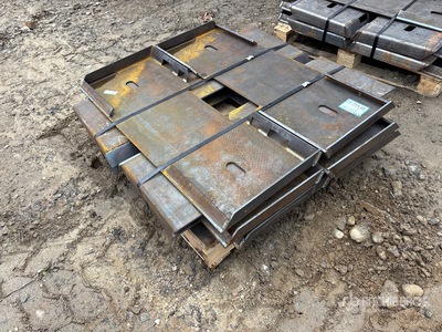 Quantity of (10) 2025 Kit Containers QT-F-BLANK Skid Steer Attachment Mounting Plate (Unused)