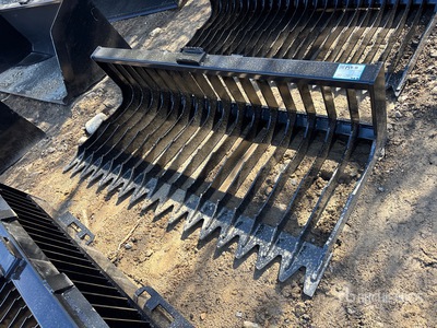 2025 Kit Containers QT-SB-L76-V3 76 in Pala para Minicargadora (Unused)