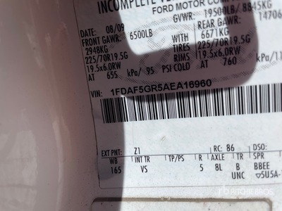 2010 Ford F-550 4x2 Flatbed Truck