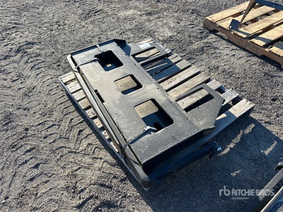 2025 Kit Containers QT-45-FF-42 42 in Horquillas para minicargadora