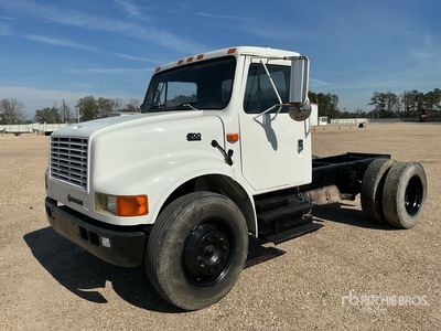 1995 International 4700 4x2 Cabine en chassis