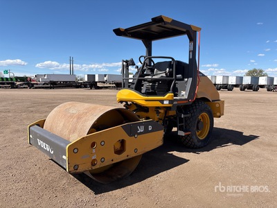 2021 Volvo SD75B Smooth Drum Compactor